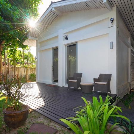Ban Mok Talay Beachfront Villa بانغ راك المظهر الخارجي الصورة