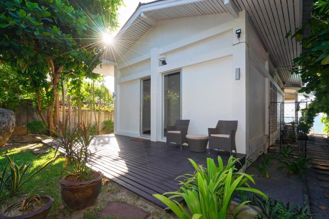 Ban Mok Talay Beachfront Villa بانغ راك المظهر الخارجي الصورة